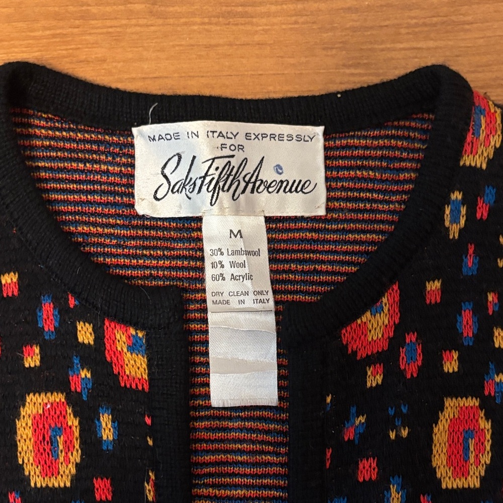 Vintage Saks Fifth Avenue Black and Red orange knit Vest Made in Italy Size M